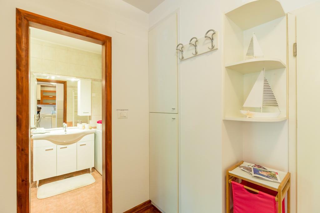 Leona & Borna'S Central Lapad Suites 杜布罗夫尼克 外观 照片